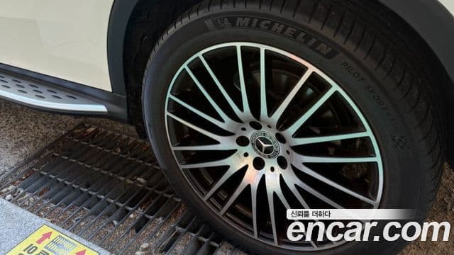 Mercedes-Benz GLC-класс X254 GLC300 4MATIC Avantgarde купе, 2025 10