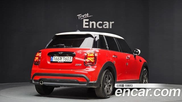 Mini Cooper 3세대, 2023 2