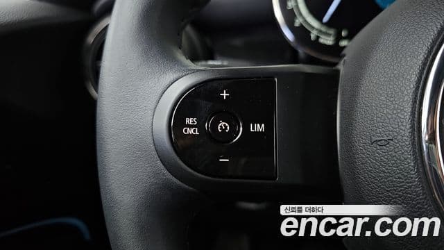 Mini Cooper 3세대, 2023 18