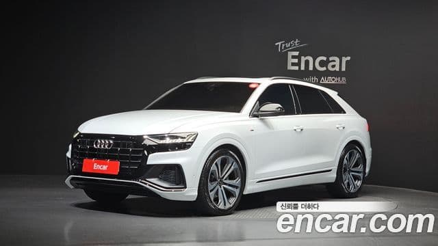 Audi Q8 (4M) Premium, 2023 1