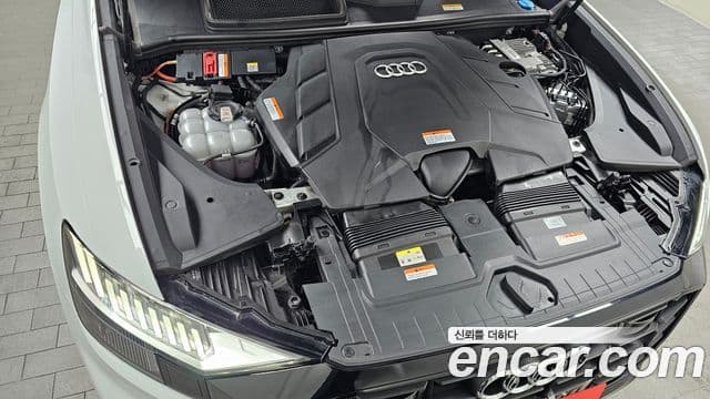 Audi Q8 (4M) Premium, 2023 6