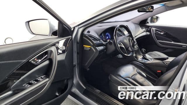 Hyundai Grandeur HG Modern, 2015 10