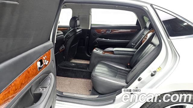 Hyundai Equus(новый кузов / новое поколение) Prestige, 2010 12