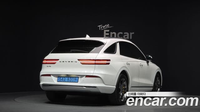 Genesis electrified GV70 e-AWD, 2022 2
