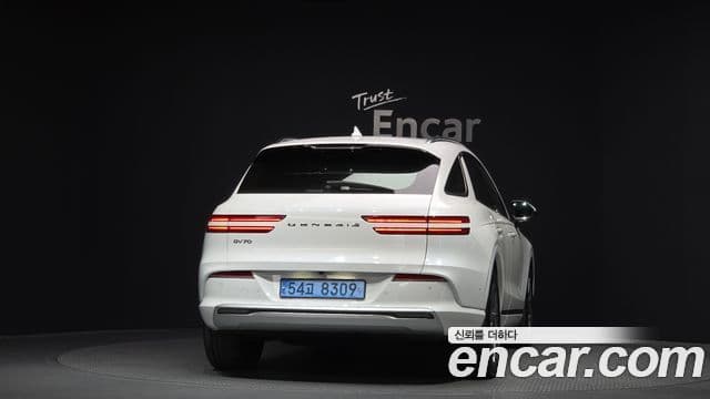 Genesis electrified GV70 e-AWD, 2022 4
