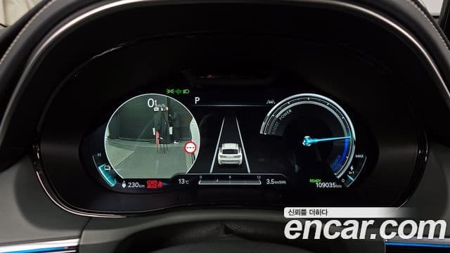 Genesis electrified GV70 e-AWD, 2022 8