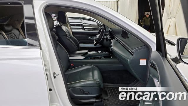 Genesis electrified GV70 e-AWD, 2022 11