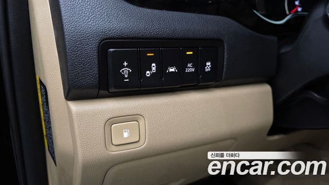 Kia The / новый New Carnival Noblesse Special, 2019 11