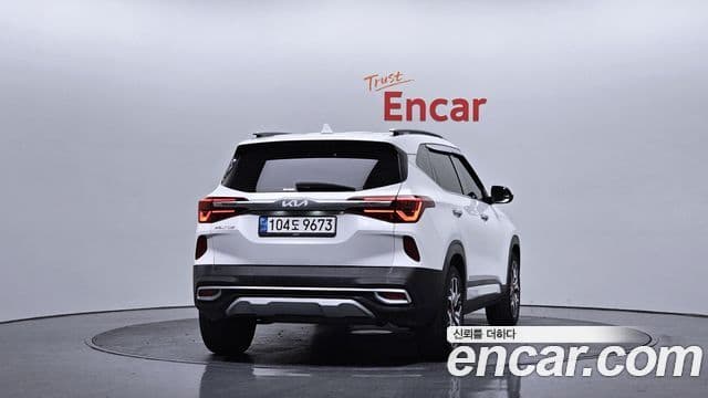 Kia Seltos Signature, 2022 4