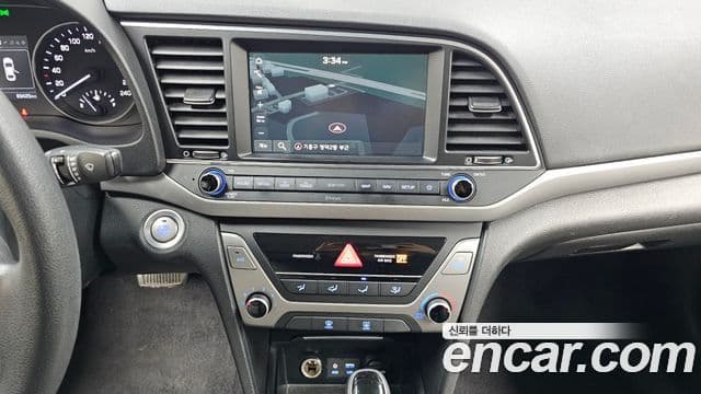 Hyundai Avante AD 1.6 GDI Value Plus, 2018 16