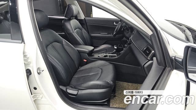 Kia K5 2세대 Style Edition, 2018 10