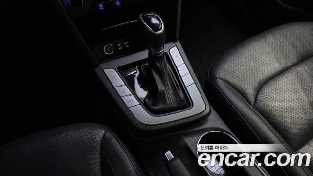 Hyundai Avante AD Modern, 2016 9