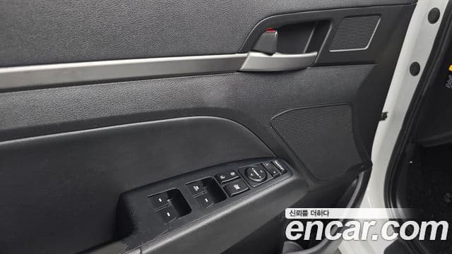 Hyundai Avante AD Modern, 2016 17