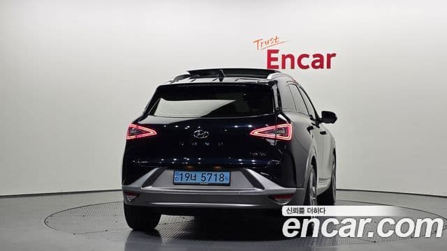 Hyundai NEXO Premium, 2022 4