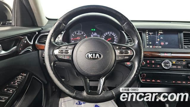 Kia All New K7 Prestige, 2017 16
