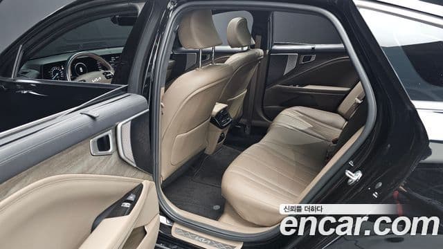 Kia K8 гибрид Noblesse, 2022 12