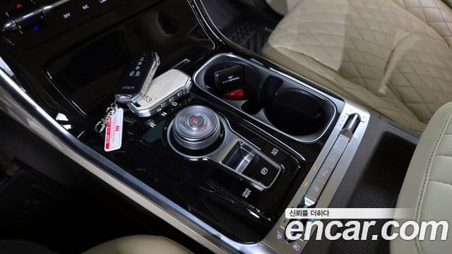 Kia Carnival 4세대 9인승 High Limousine(компания по спецнадстройкам), 2022 9