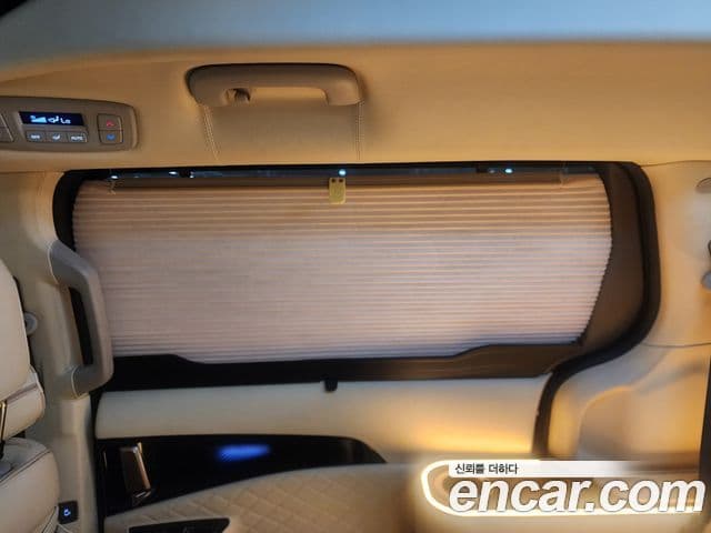 Kia Carnival 4세대 9인승 High Limousine(компания по спецнадстройкам), 2022 18