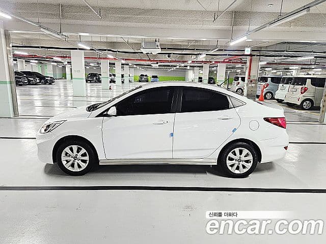 Hyundai Accent(новый кузов / новое поколение) Modern, 2017 3