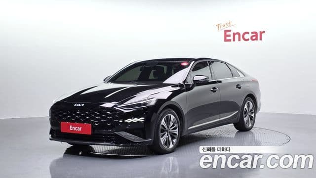 Kia K8 гибрид Signature, 2022 1
