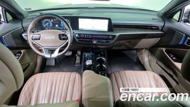 Kia K8 гибрид Signature, 2022 7