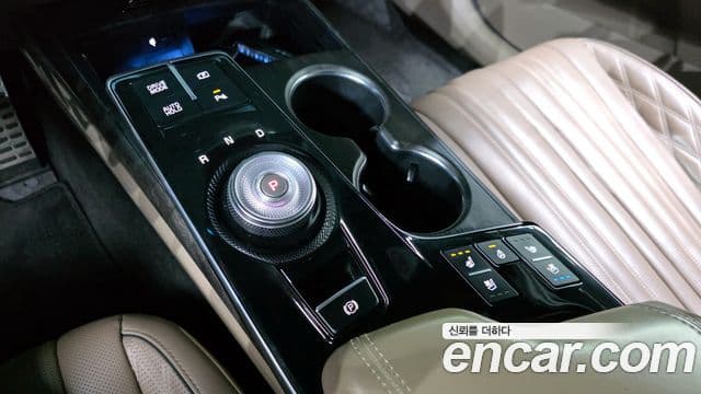 Kia K8 гибрид Signature, 2022 9