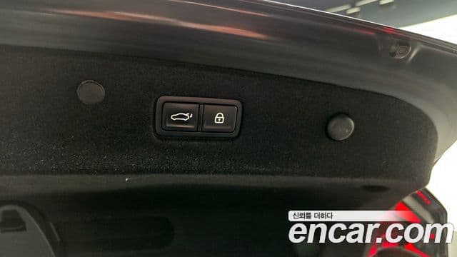 Kia K8 гибрид Signature, 2022 20