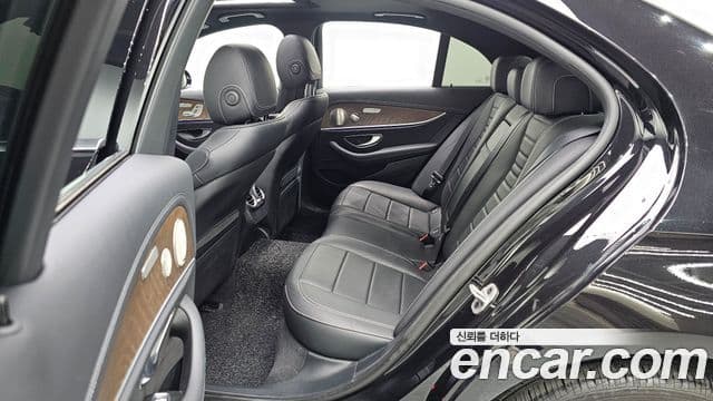 Mercedes-Benz E-класс W213 Exclusive, 2022 12