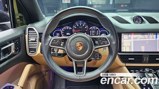 Porsche Cayenne (PO536), 2021 13