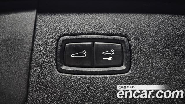 Porsche Cayenne (PO536), 2021 20