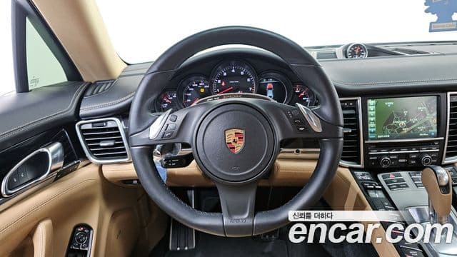 Porsche Panamera 970, 2016 13