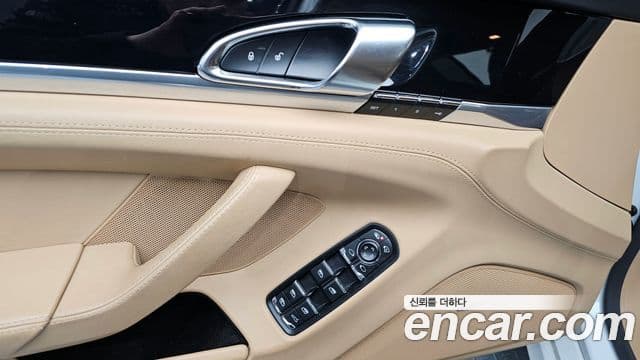 Porsche Panamera 970, 2016 14