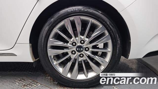 Kia The / новый New K5 2세대 Noblesse, 2020 все фото