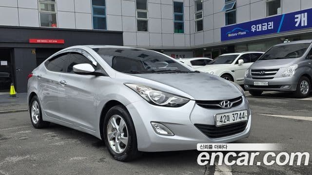 Hyundai Avante MD Luxury, 2011 1