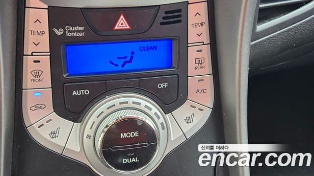 Hyundai Avante MD Luxury, 2011 16