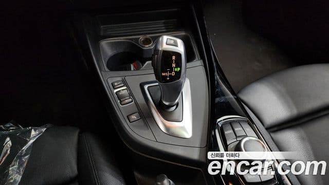 BMW 1시리즈 (F20) 118d Sport 5도어, 2016 9