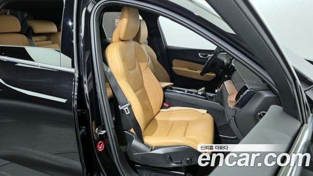 Volvo XC60 2세대 T8 Inscription, 2021 12