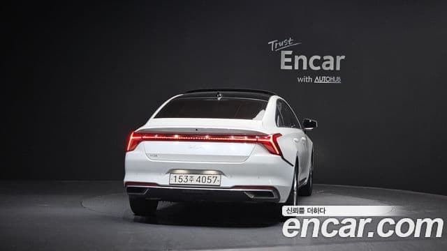 Kia K8 Trendy(арендный автомобиль), 2022 4