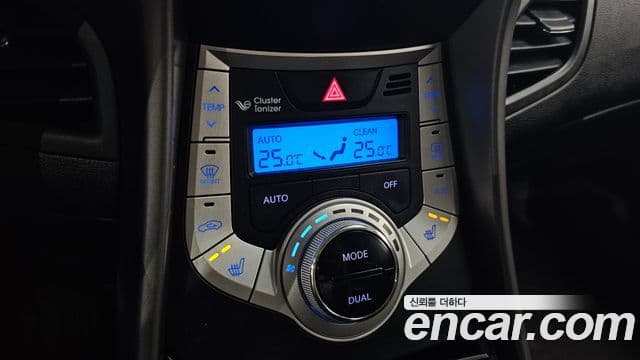 Hyundai Avante MD Luxury, 2011 15