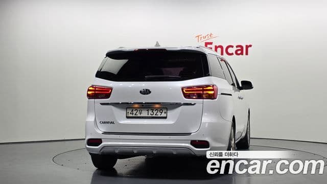 Kia The / новый New Carnival Special, 2019 4