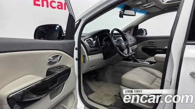 Kia The / новый New Carnival Special, 2019 10