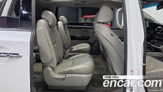 Kia The / новый New Carnival Special, 2019 12