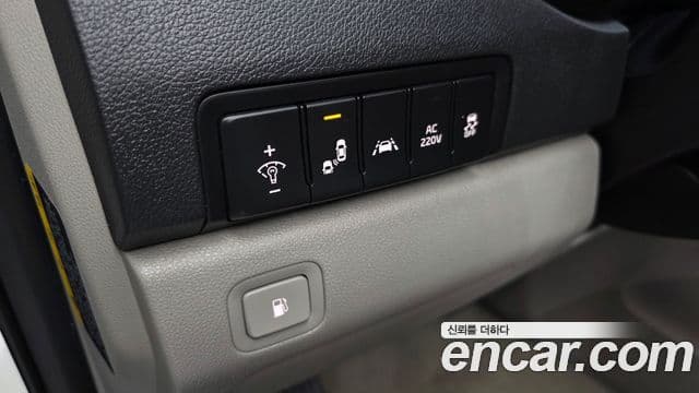 Kia The / новый New Carnival Special, 2019 18