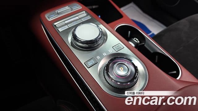 Genesis GV70, 2022 9