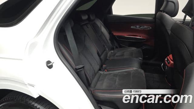 Genesis GV70, 2022 11