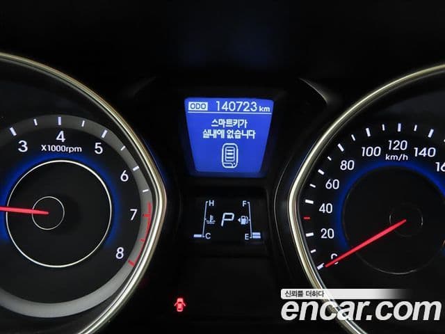 Hyundai Avante MD M16 GDI Avenue, 2013 8