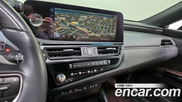 Lexus ES300h 7세대 Luxury Plus, 2023 14
