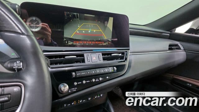 Lexus ES300h 7세대 Luxury Plus, 2023 15