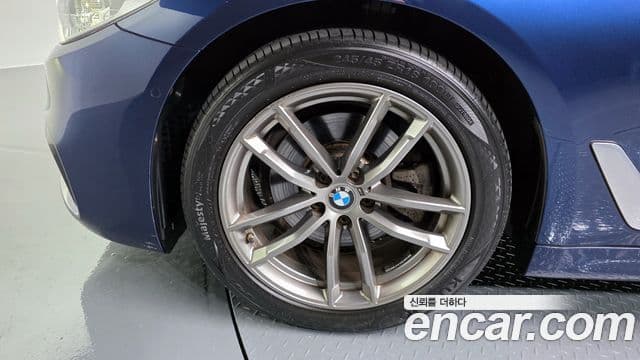 BMW 5시리즈 (G30) 520i M Sport, 2020 все фото