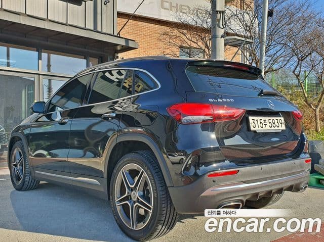 Mercedes-Benz GLA-класс H247 GLA250 4MATIC, 2020 2